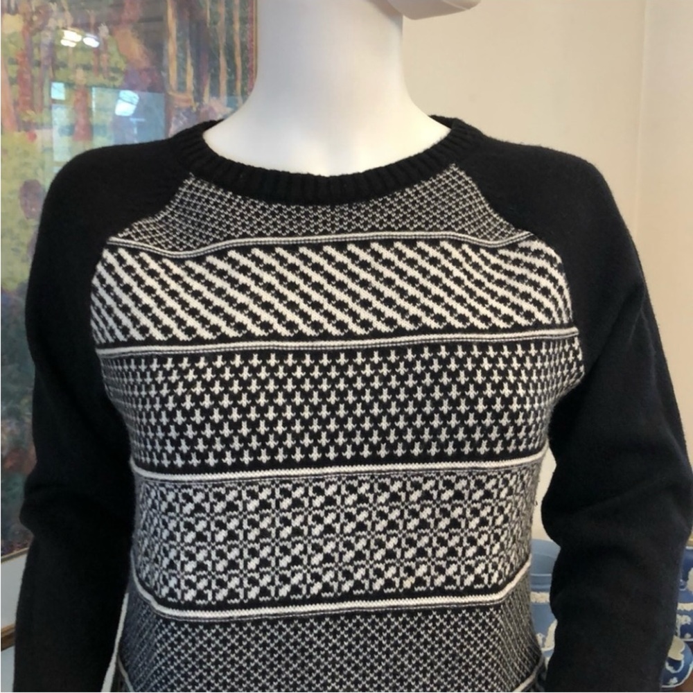 Talbots Black and White Patterned Sweater. Lambswool Blend. Raglan Sleeve. Nwot - Picture 7 of 7